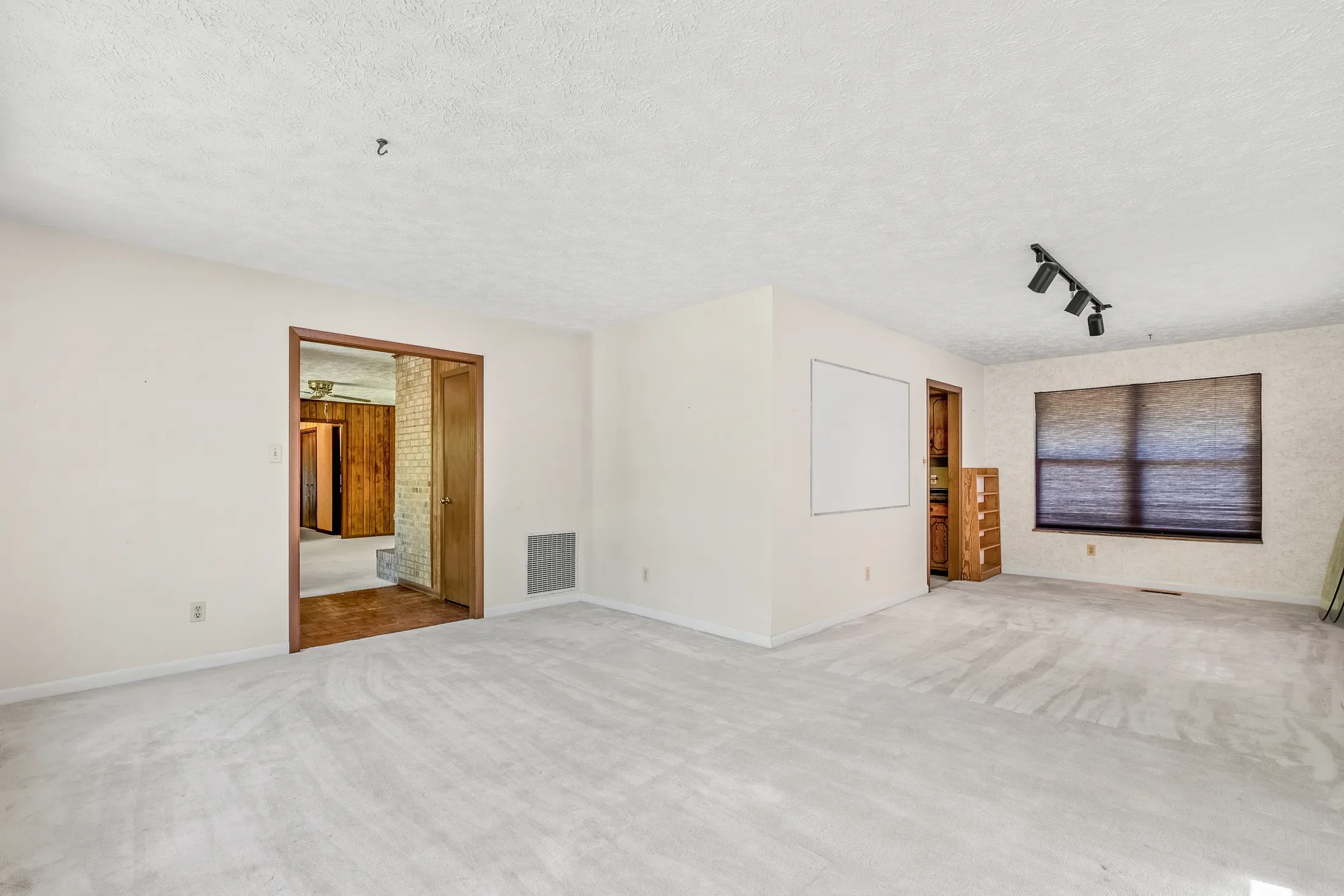 Gallery photo 3
