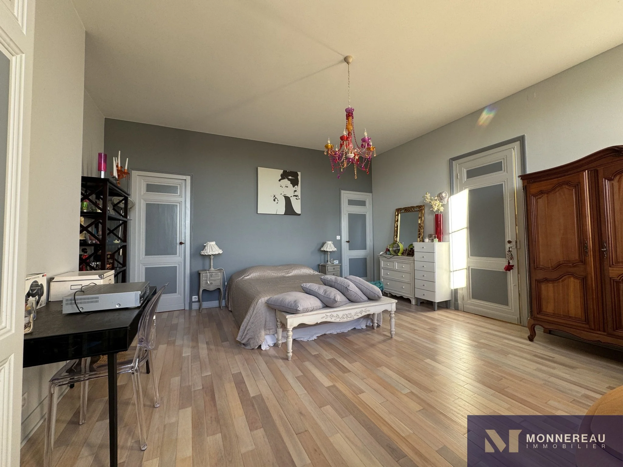Gallery photo 2