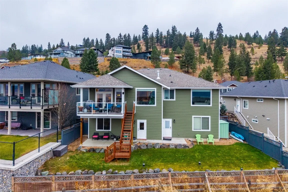 Exterior photo 11