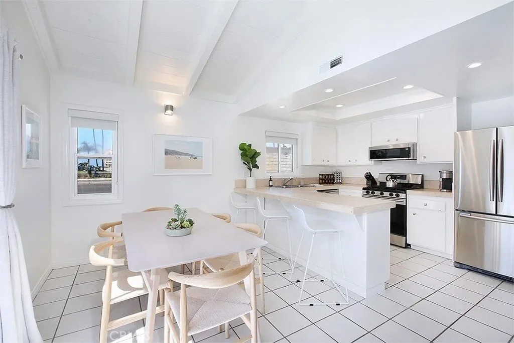 203 Cedar Street A & B, Newport Beach, California, United States. - Photo 19