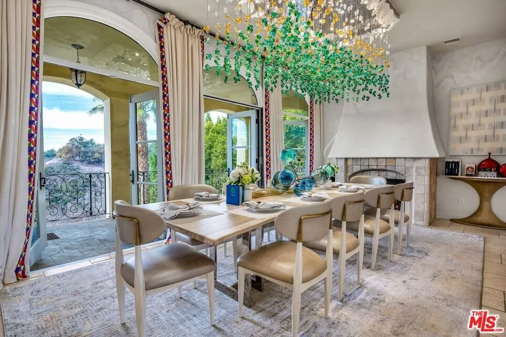 3110 Benedict Canyon Drive, Beverly Hills, California, United States. - Photo 43