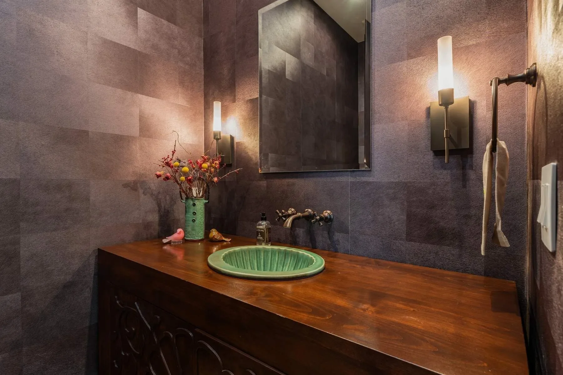 44 Plaza Del Centro, Santa Fe, NM 87506, Santa Fe, New Mexico, United States. - Photo 27