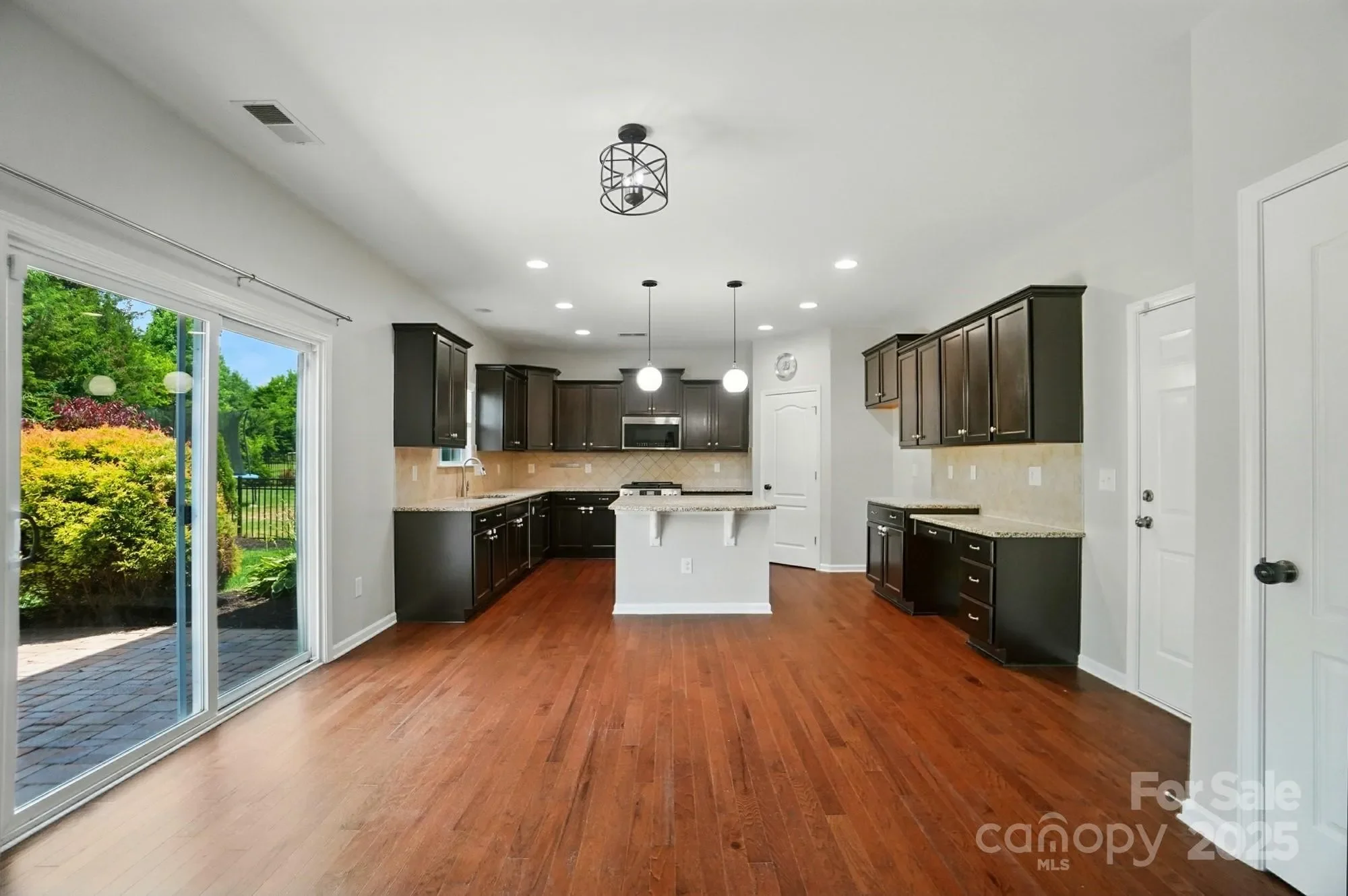 Gallery photo 10
