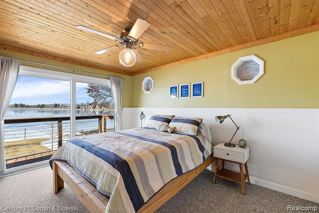 222 Ackerson Lake Drive, Jackson, MI 49201, Leoni, Michigan, United States. - Photo 4