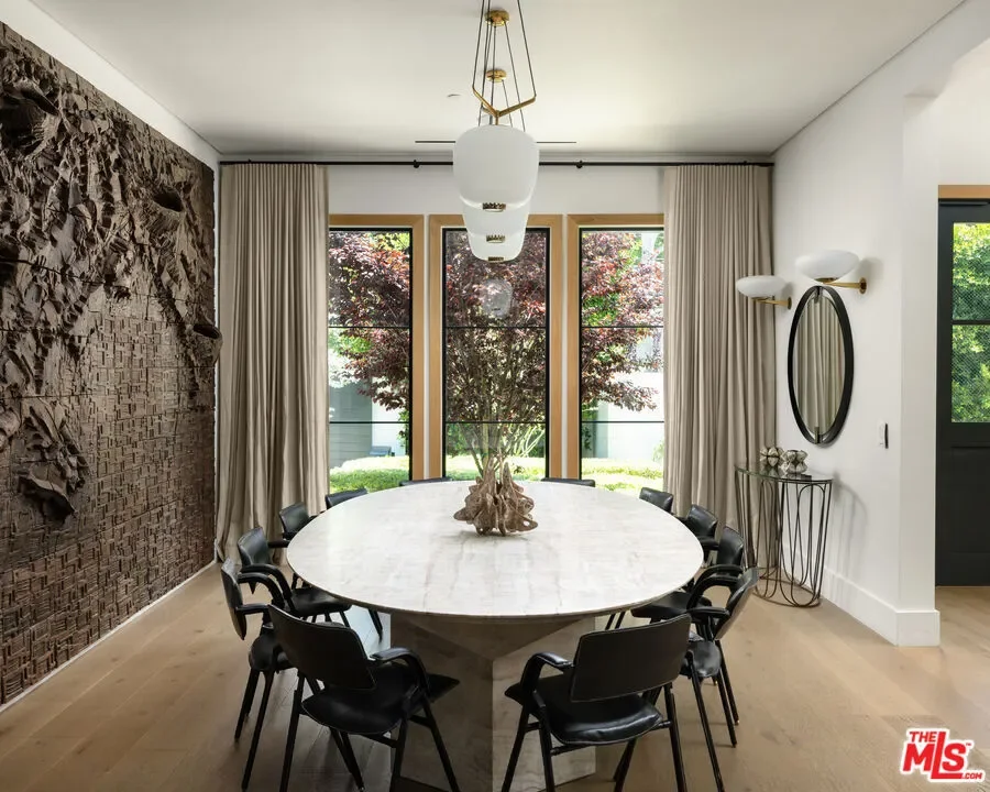 455 N Bundy Drive, Los Angeles, California, United States. - Photo 28