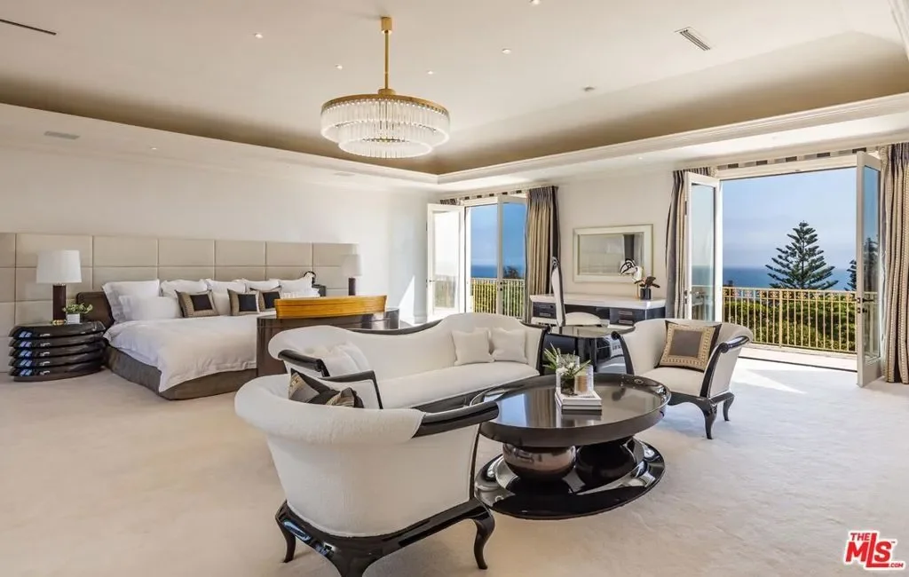 6051 Philip Avenue, Malibu, California, United States. - Photo 2
