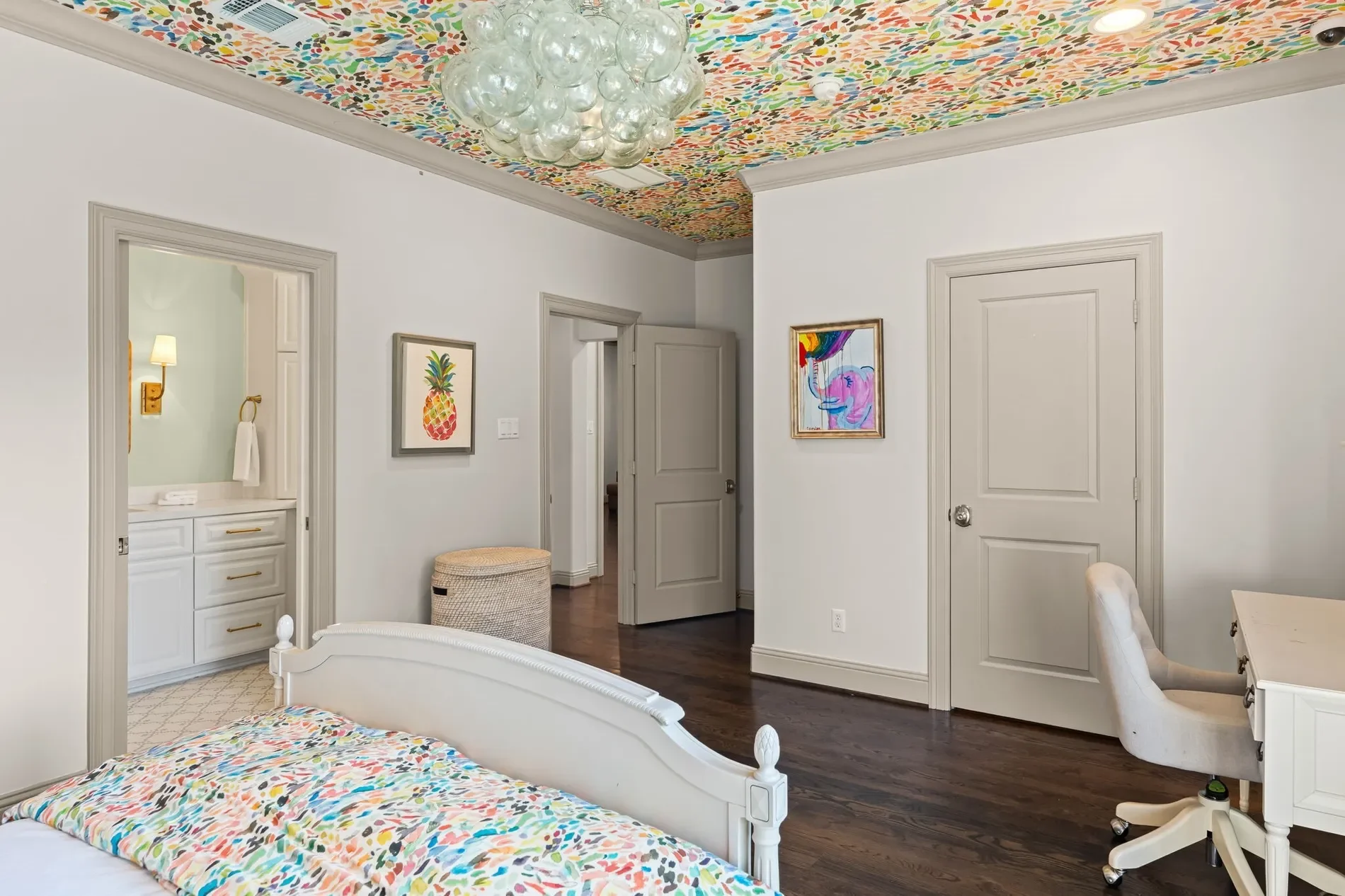 903 Wycliffe Drive, Houston, TX 77079, Houston, Texas, United States. - Photo 28