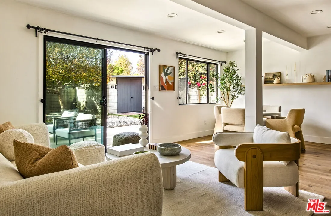 Gallery photo 6