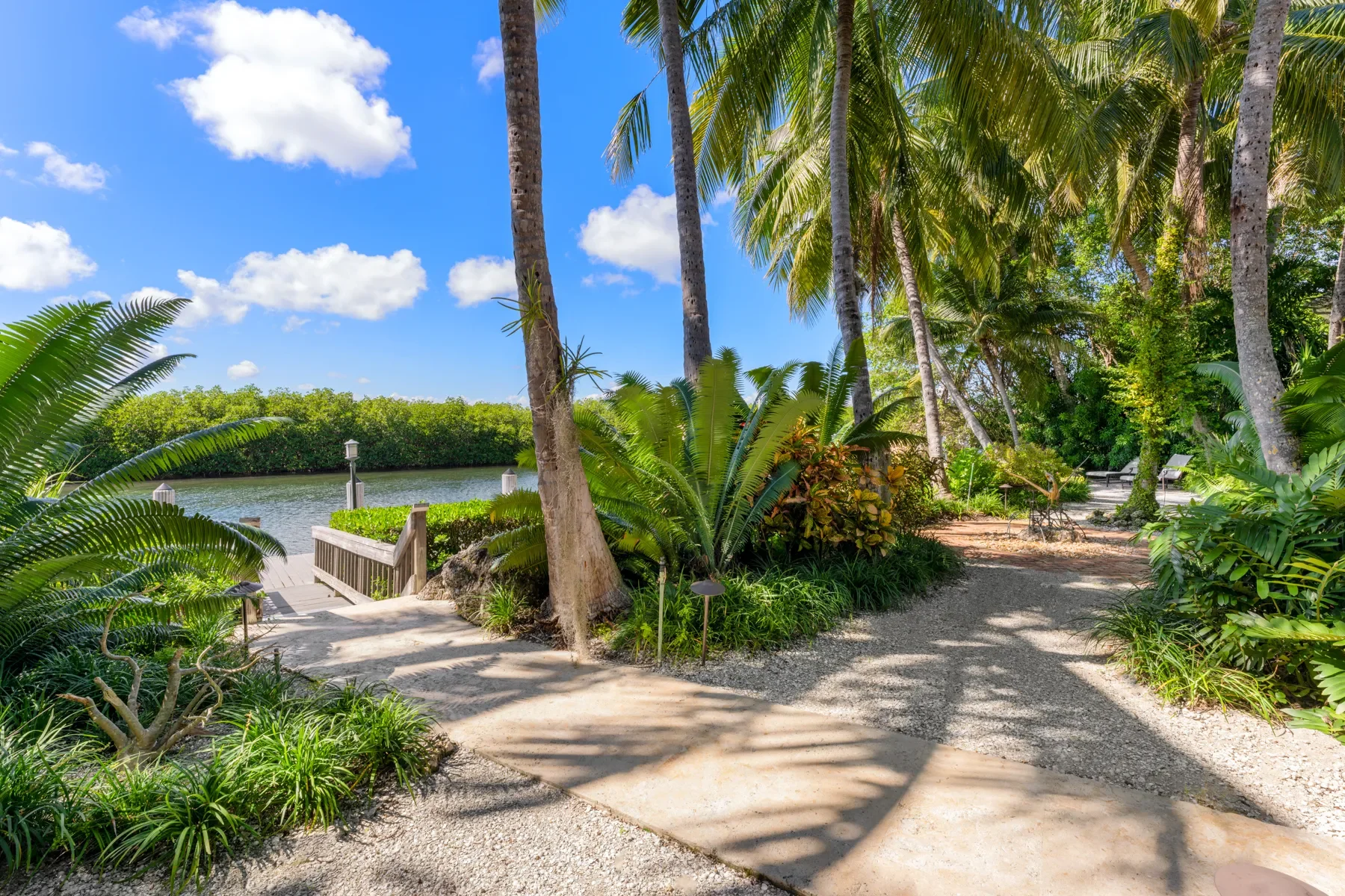 32 Cardinal Lane, Key Largo, FL 33037, Key Largo, Florida, United States. - Photo 29