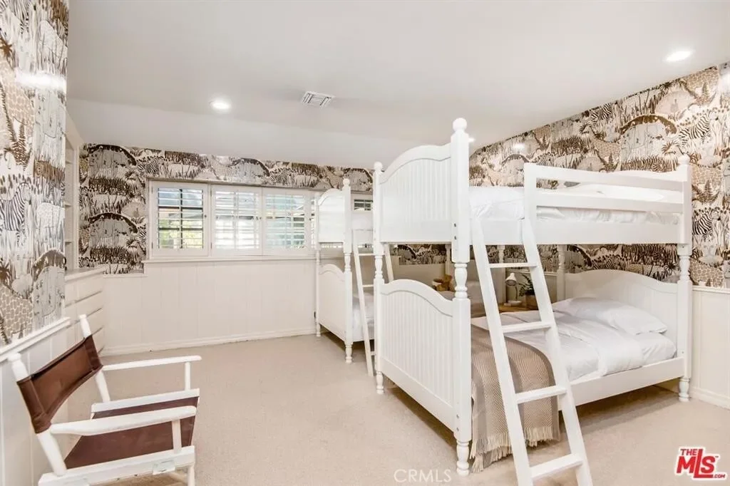5255 ROUND MEADOW Road, Hidden Hills, California, United States. - Photo 4