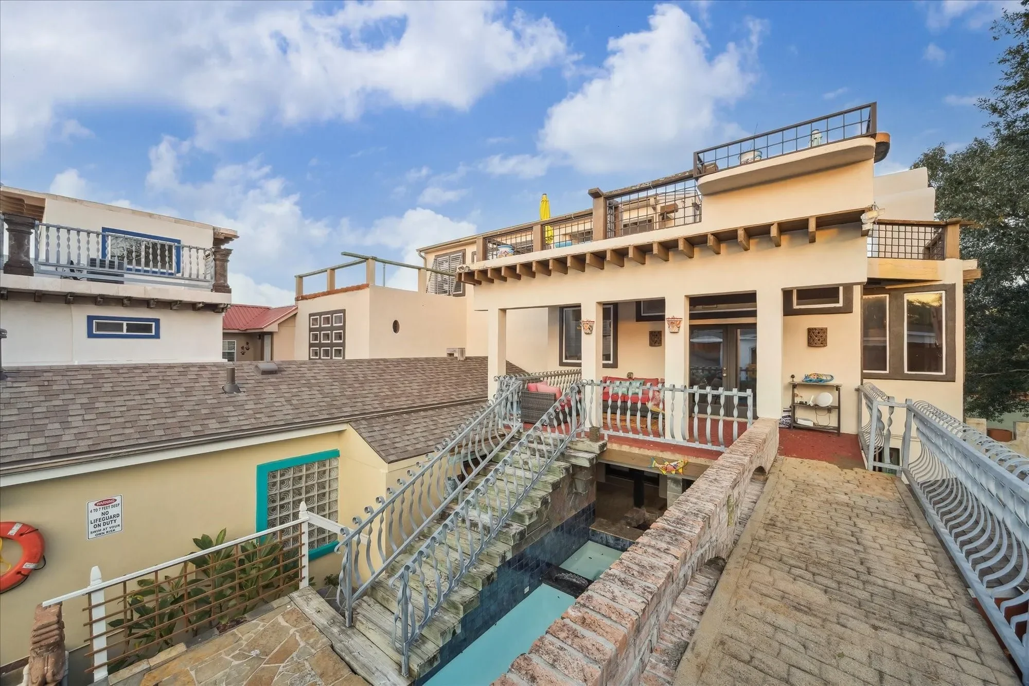 614 Pine Gully Road, Seabrook, Texas, United States. - Photo 19