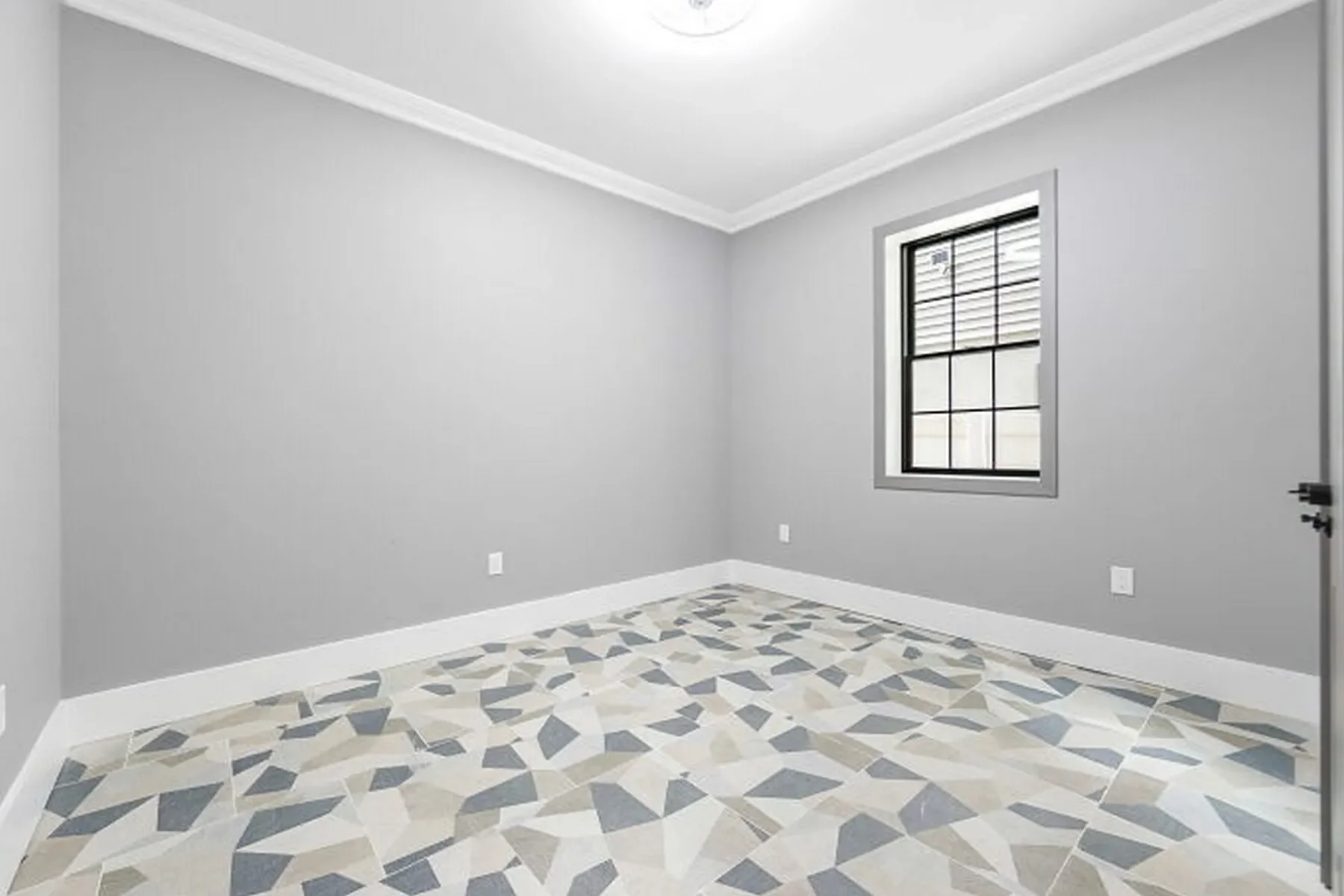 Gallery photo 6