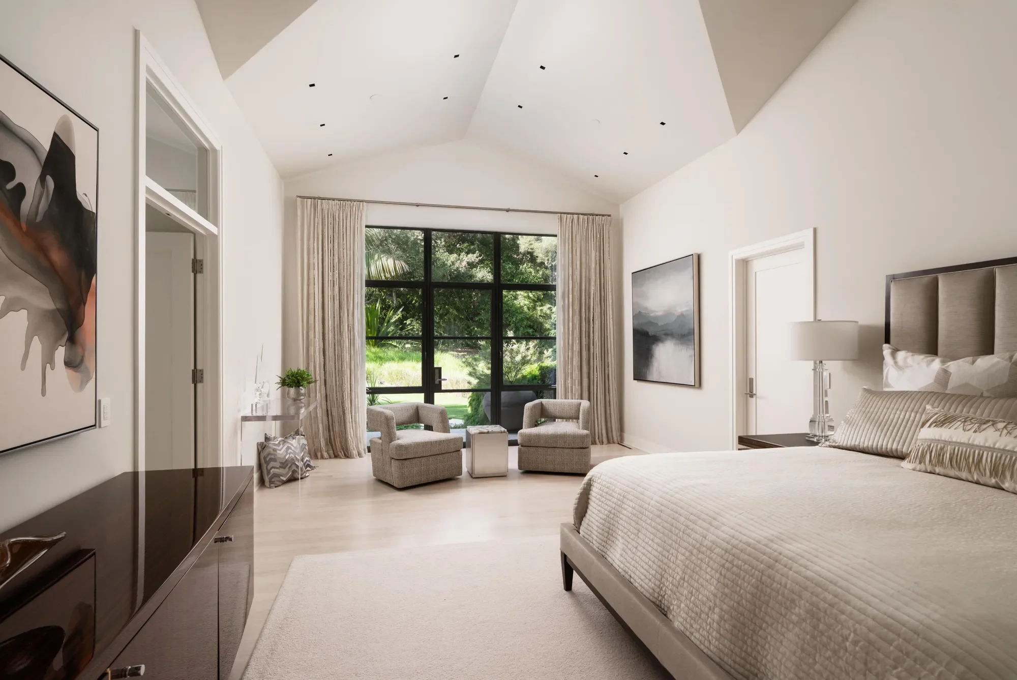 796 Hot Springs Road, Montecito, California, United States. - Photo 11