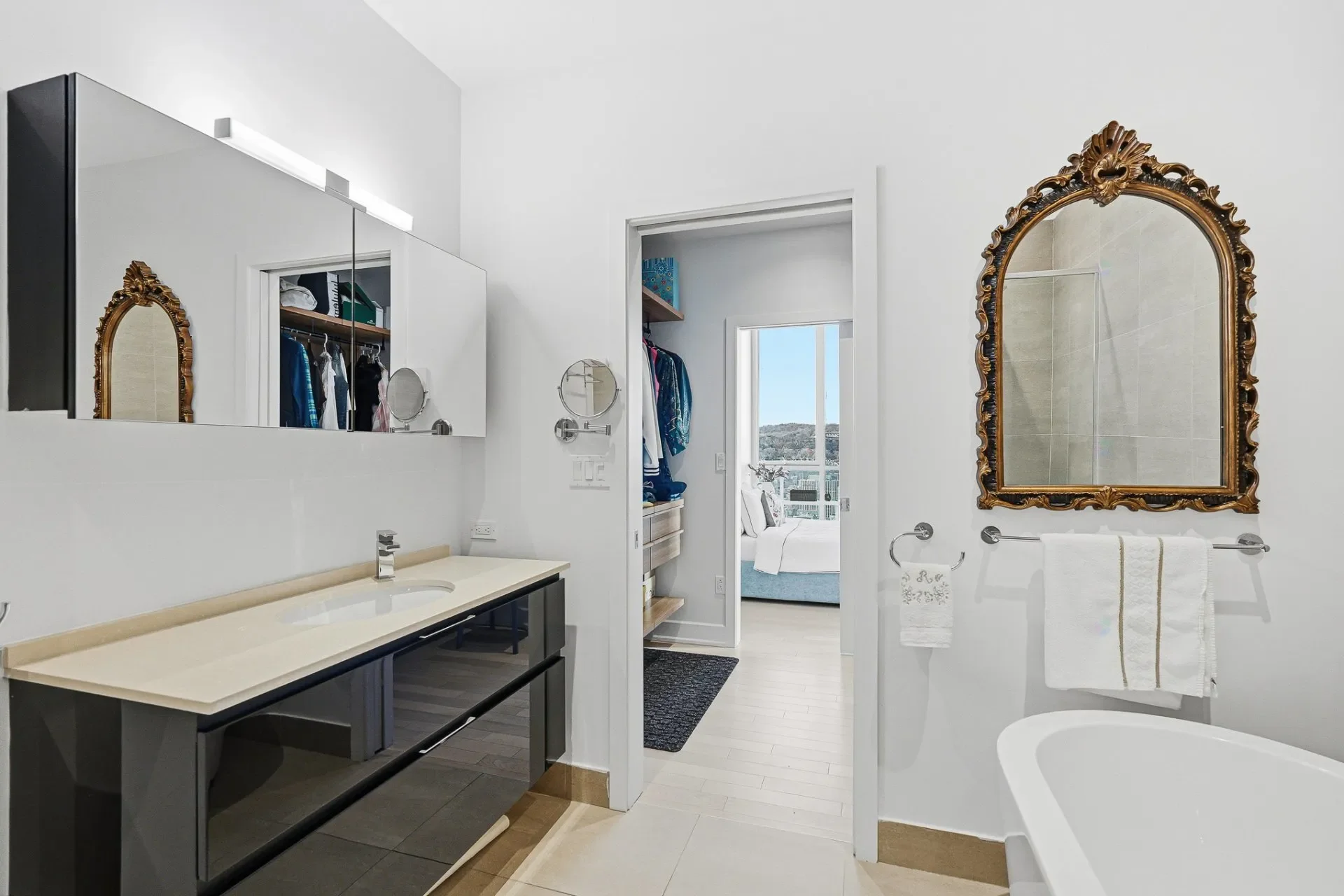 Gallery photo 3