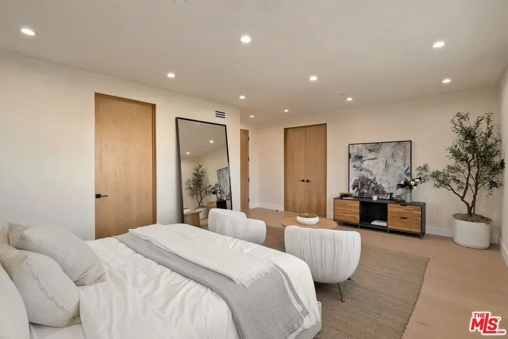 4532 Calhoun Avenue, Los Angeles, California, United States. - Photo 29