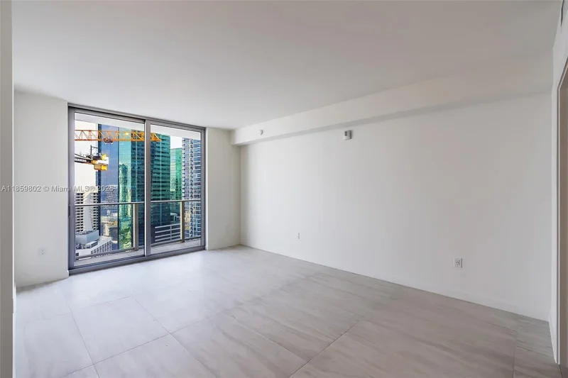 77 SE 5th St #2701, Miami, Florida, United States. - Photo 24