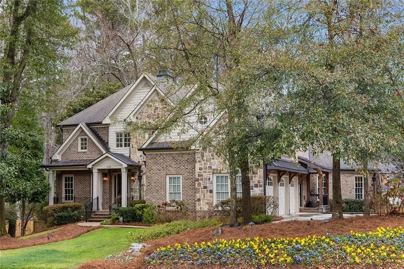 590 Windsor Parkway, Atlanta, GA 30342, Atlanta, Georgia, United States. - Photo 20
