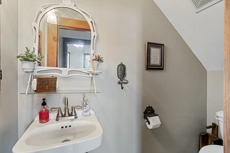 1034 South Tesch St , Bellville, TX 77418, Bellville, Texas, United States. - Photo 34