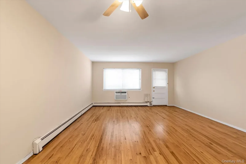 93-24 243rd Street, New York, New York, United States. - Photo 5