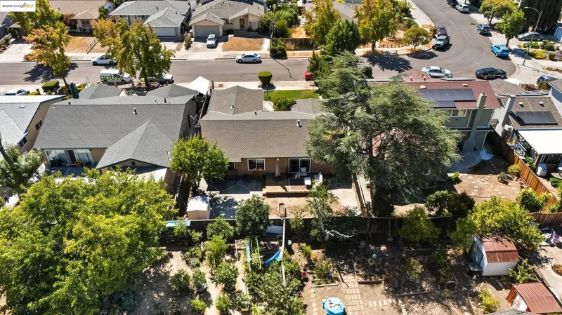 Single Family Residence in San Jose