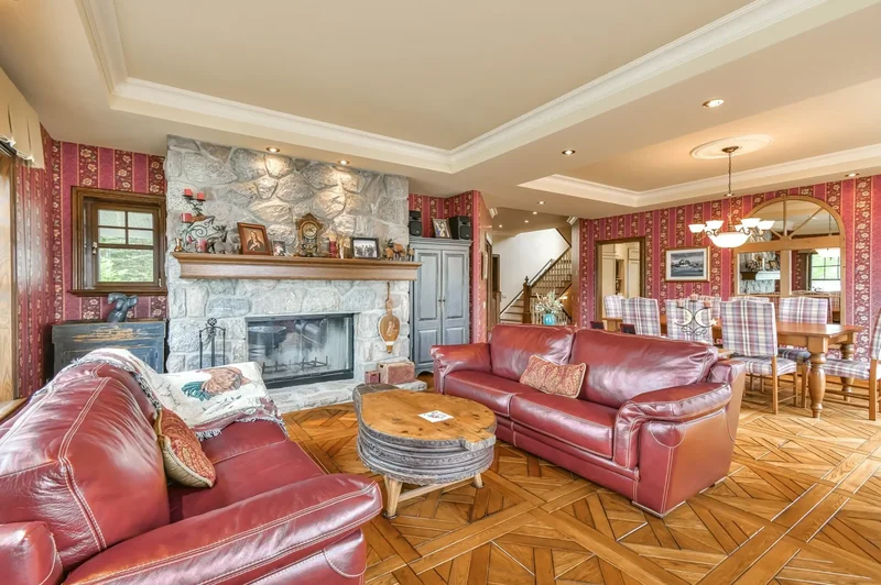 102 Imp. des Cascades, Mont-Tremblant, Quebec, Canada. - Photo 21