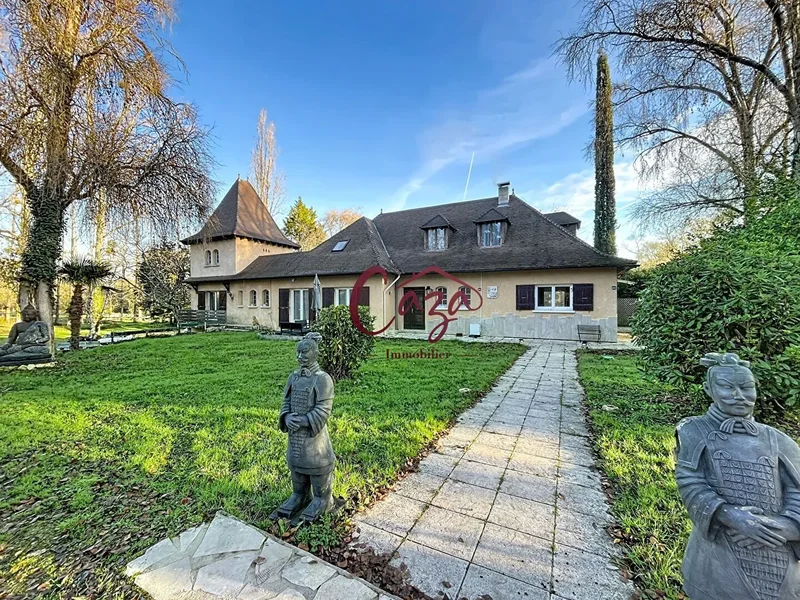 Périgourdine 10 pièce(s) 270 m2