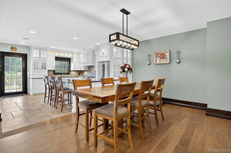 23 Gloria Lane, Huntington, NY 11743, Halesite, New York, United States. - Photo 31