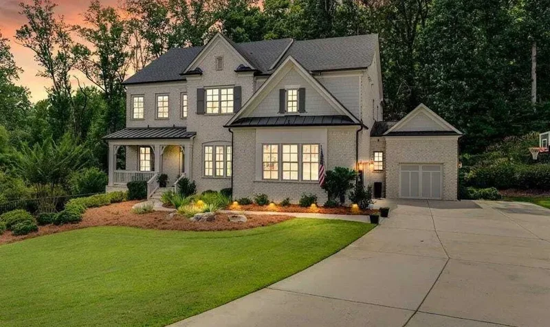 Single Family for sale in Milton