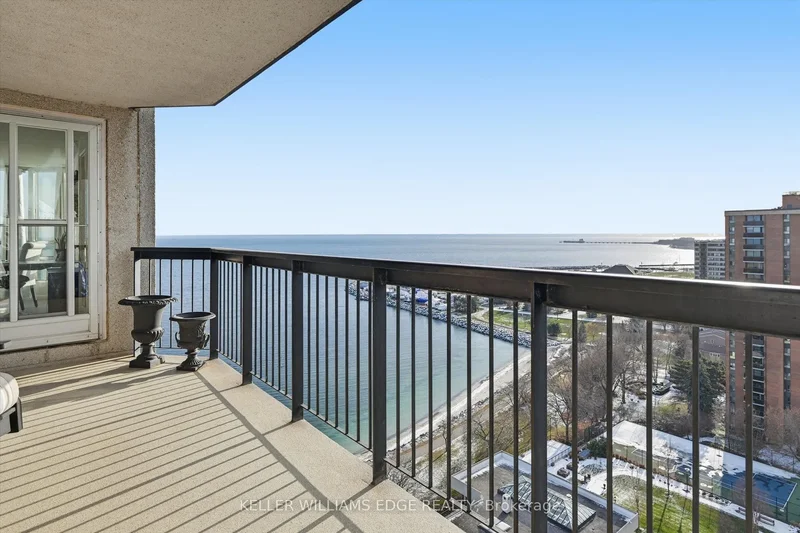 2170 Marine Drive #1808, Oakville, ON L6L 5V1, Oakville, Ontario, Canada. - Photo 4