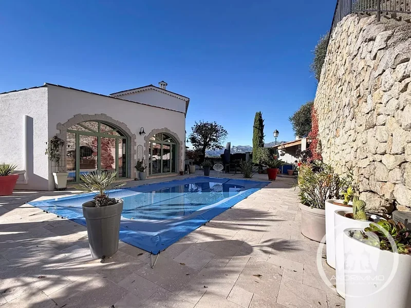 Castagniers, Provence-Alpes-Côte d'Azur, France. - Photo 4