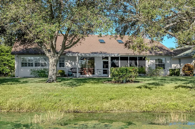 161 Grand Oak Circle, Venice, FL 34292, Venice, Florida, United States. - Photo 25