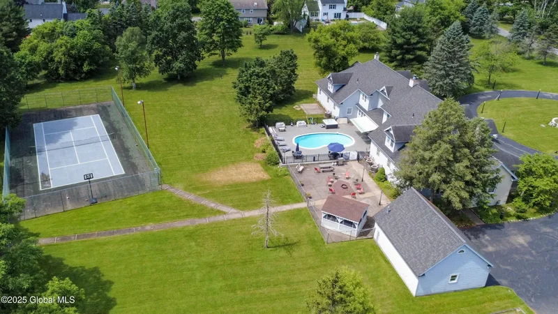 9 University Place, Amsterdam, NY 12010, Amsterdam, New York, United States. - Photo 45