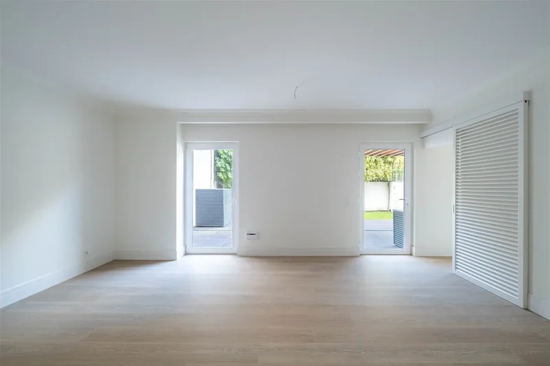 Flat, 2 Bedrooms, For Sale