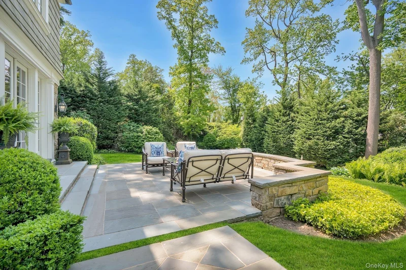 191 Elderfields Road, Manhasset, NY 11030, Manhasset, New York, United States. - Photo 24
