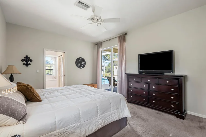 719 Teton Court, Naples, FL 34104, Naples, Florida, United States. - Photo 9