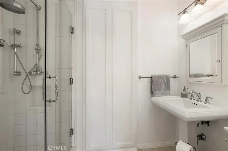 14 Vista, Irvine, California, United States. - Photo 15