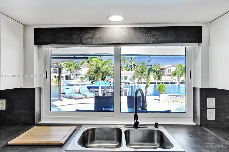 2861 NE 55th Ct, Fort Lauderdale, FL 33308, Fort Lauderdale, Florida, United States. - Photo 40