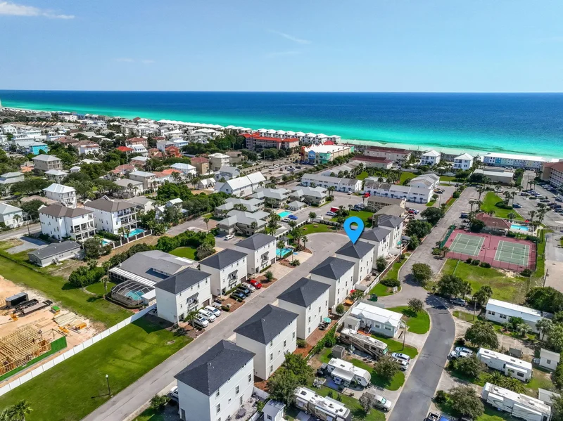 Miramar Beach, Florida, United States. - Photo 62
