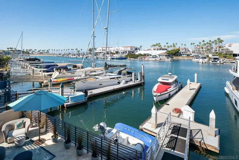 25 The Point, Coronado, California, United States. - Photo 45