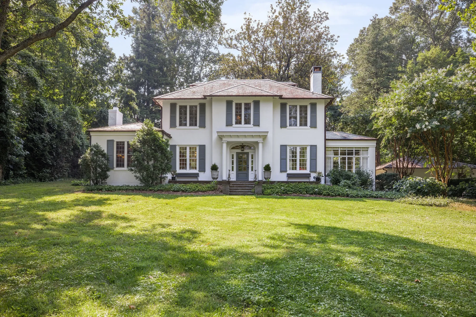 1204 Blue Ridge Rd, Charlottesville, VA 22903, Charlottesville, Virginia, United States. - Hero Image