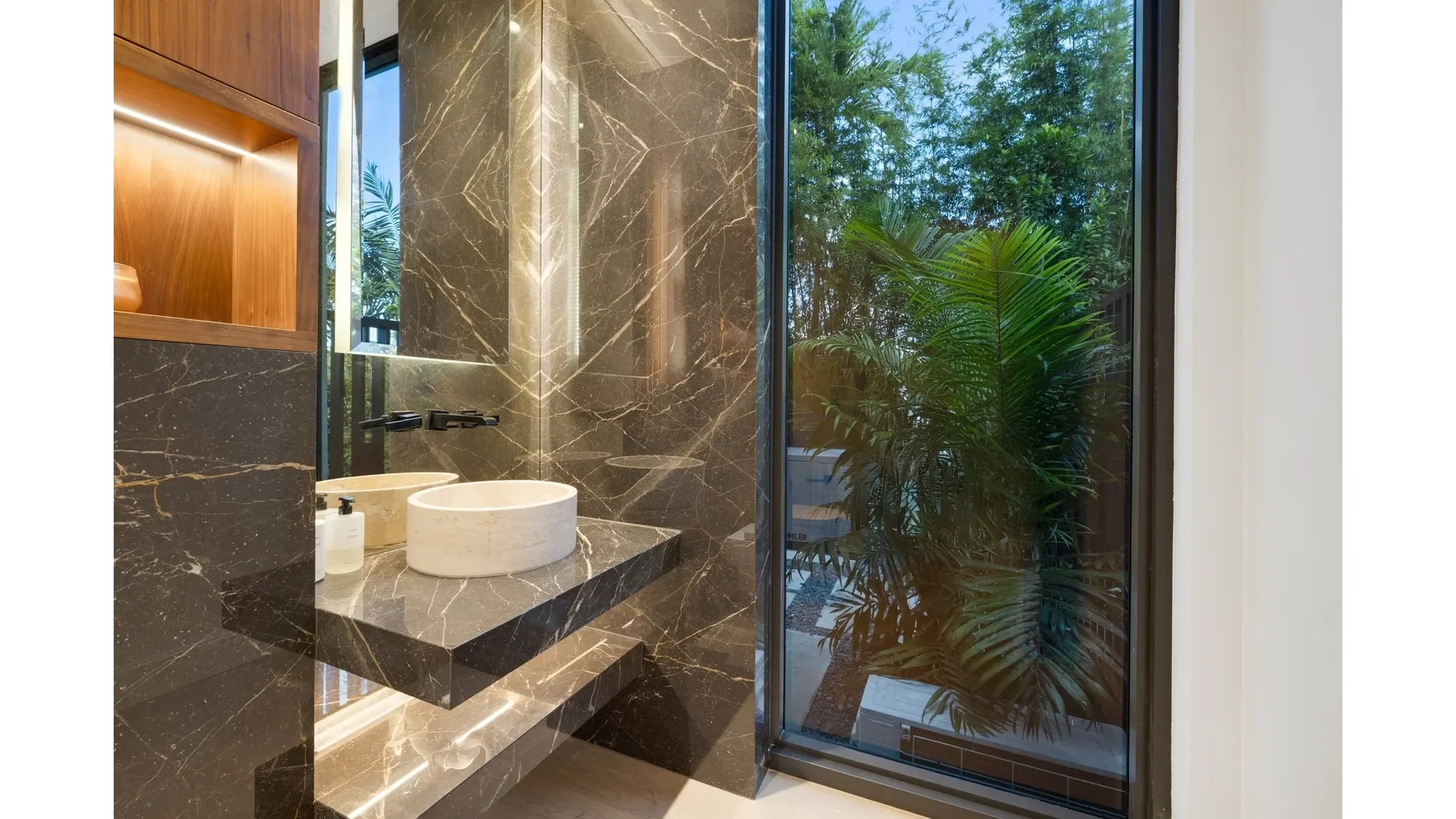 1165 N Biscayne Point Rd, Miami Beach, Florida, United States. - Photo 16