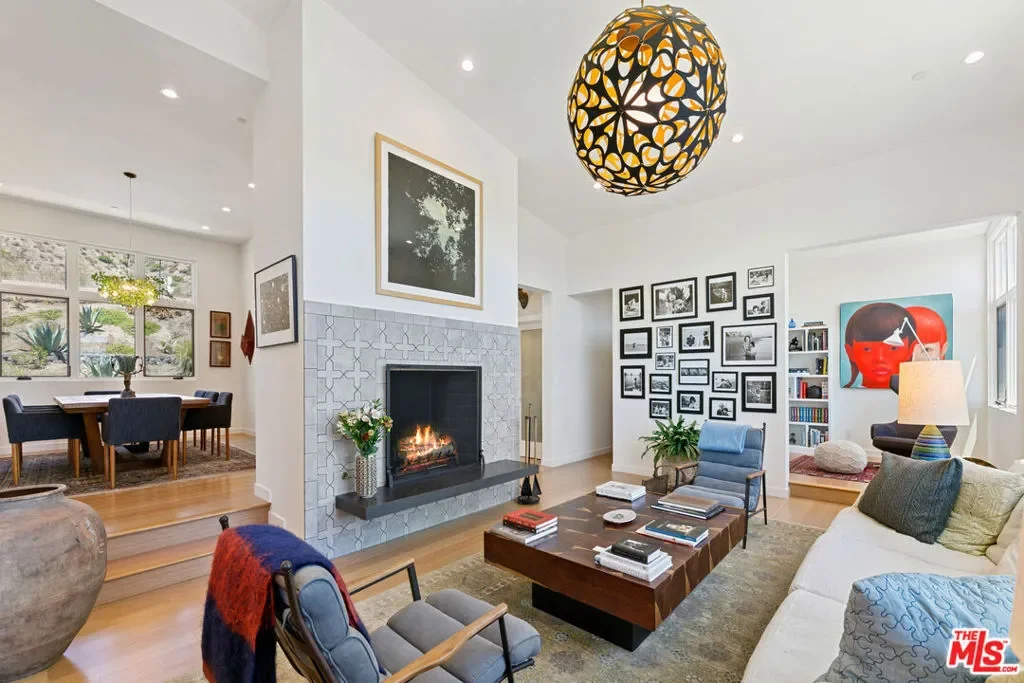 34067 Mulholland Highway, Malibu, California, United States. - Photo 36