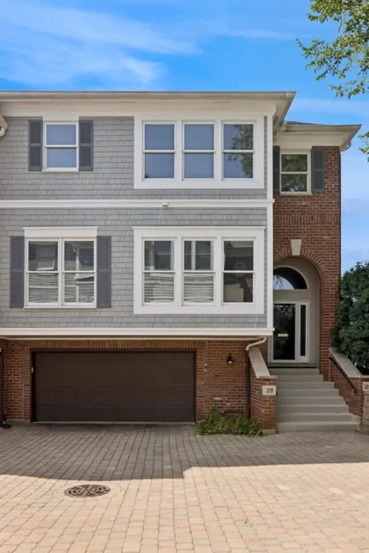 End‑Unit Haven Defined by Modern Sophistication