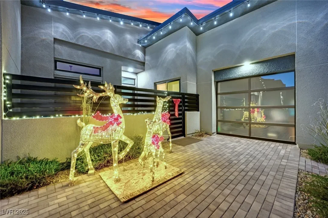 397 Highview Ridge Avenue, Las Vegas, Nevada, United States. - Photo 68