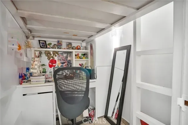 944 Hollins Street, Los Angeles, CA 90023, Los Angeles, California, United States. - Photo 18