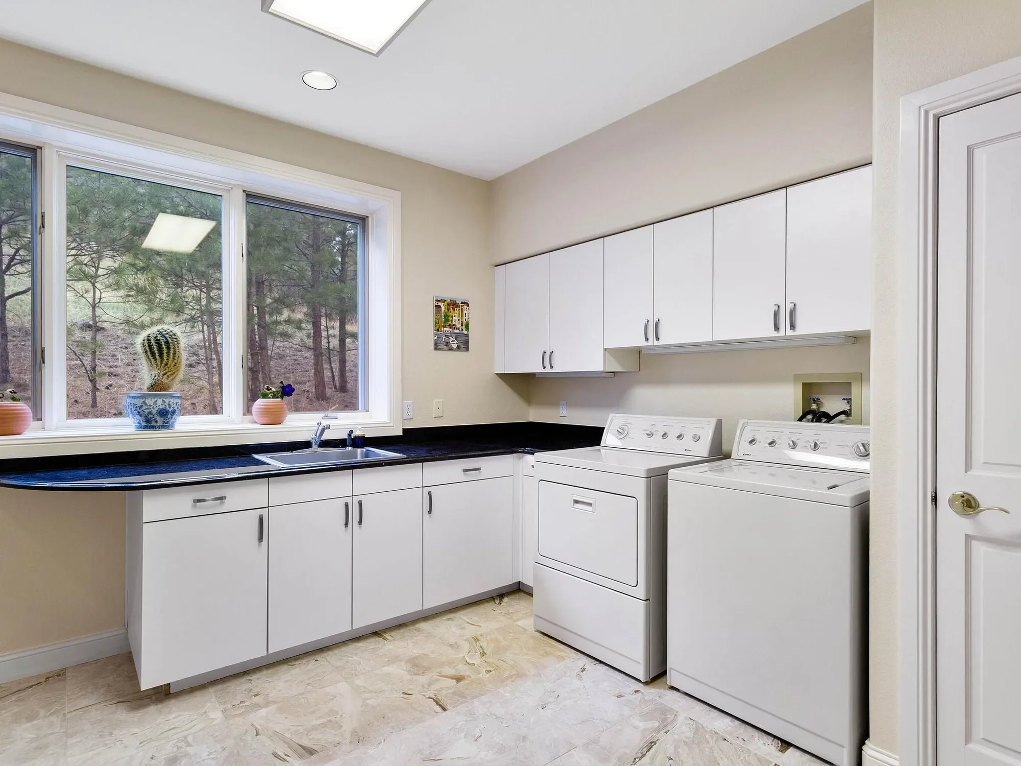 1992 Montane Drive E , Golden, CO 80401, Golden, Colorado, United States. - Photo 16
