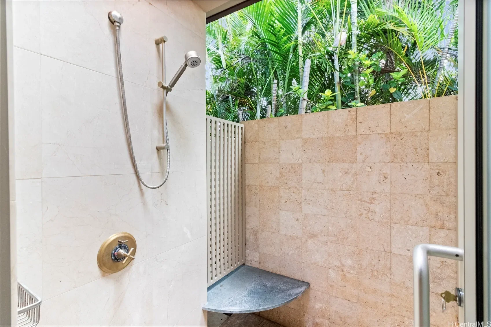 4498 Pahoa Avenue, Honolulu, HI 96816, Honolulu, Hawaii, United States. - Photo 6