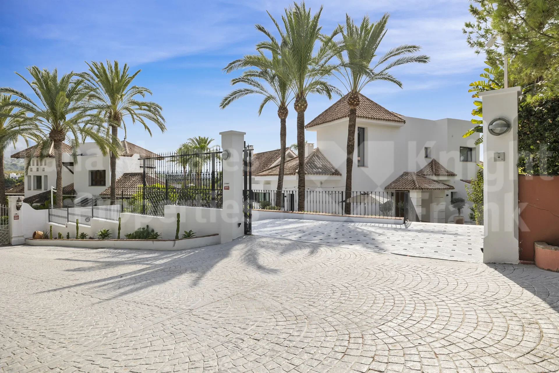 Marbella, Andalusia, Spain. - Photo 7