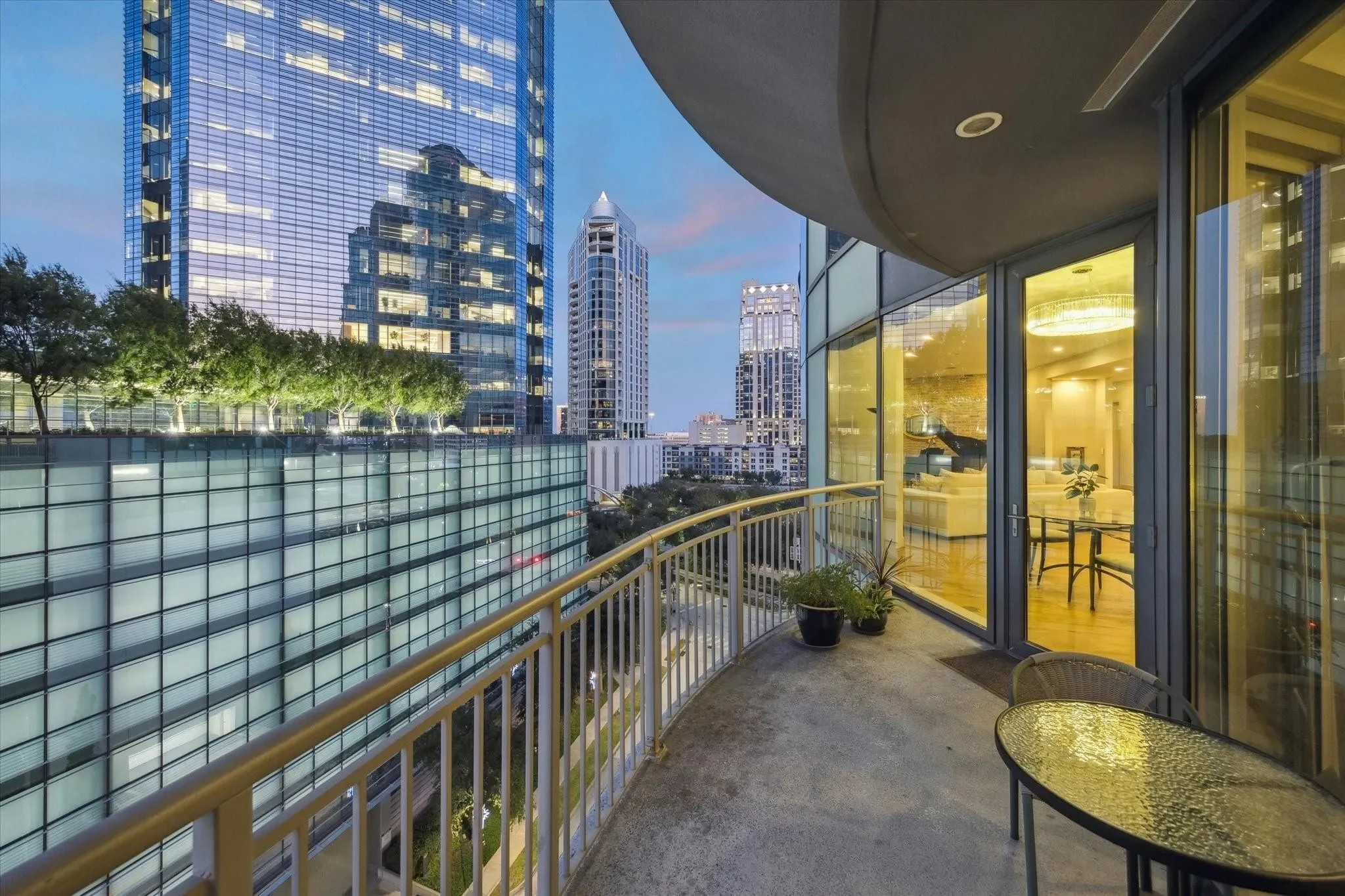 1600 Post Oak Boulevard 802, Houston, Texas, United States. - Photo 7
