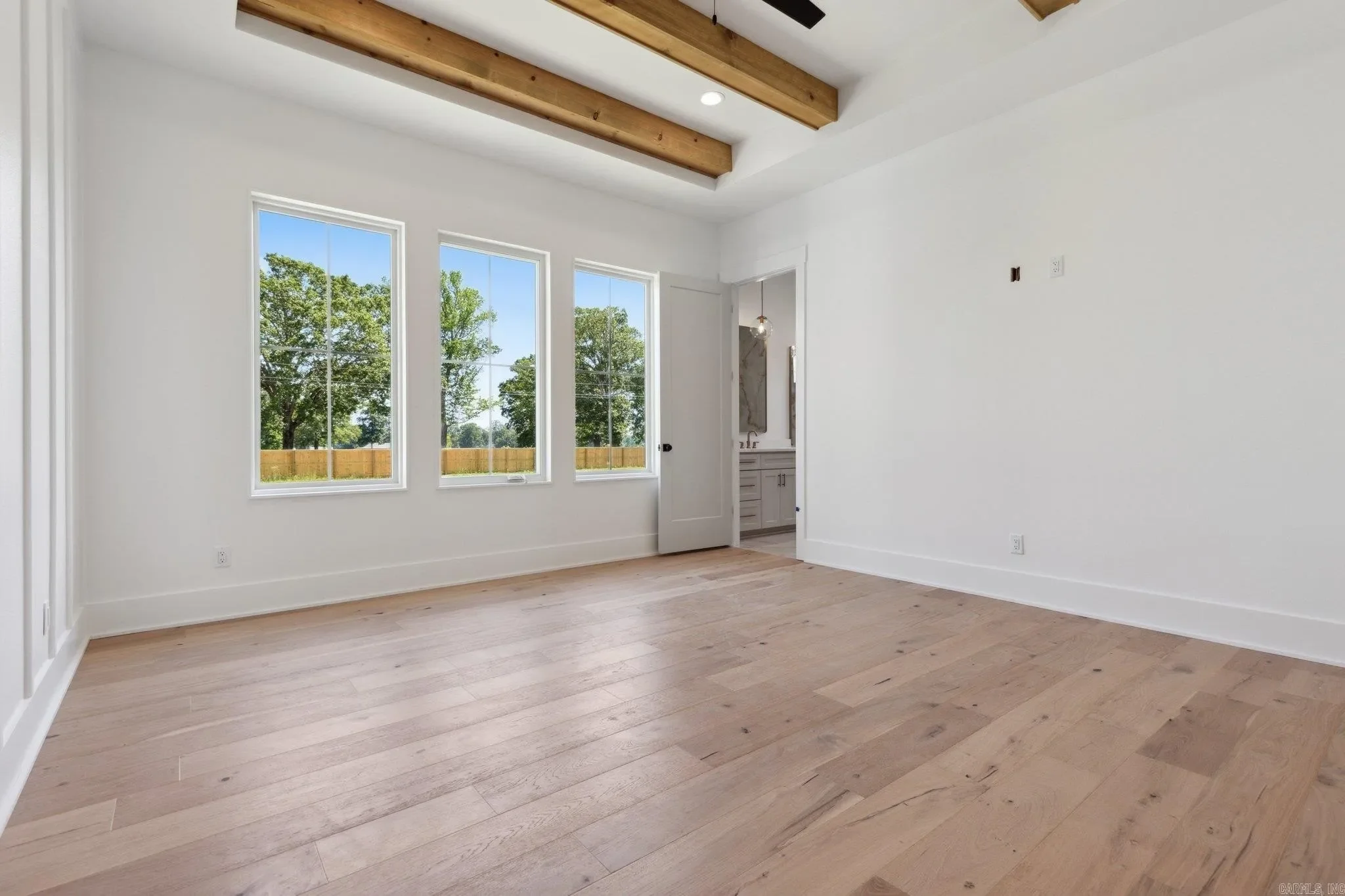 Gallery photo 10
